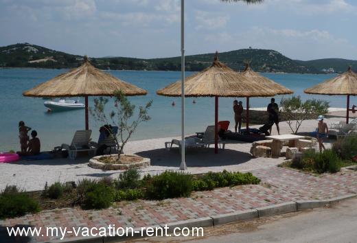 Ferienwohnungen ILLE-ILIC Kroatien - Dalmatien - Insel Murter - Betina - ferienwohnung #390 Bild 18
