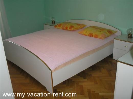 Apartments Bol Croatia - Dalmatia - Island Brac - Bol - apartment #401 Picture 2