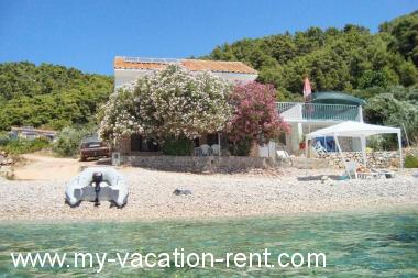 Appartement Cove Skozanje (Gdinj) Île de Hvar La Dalmatie Croatie #4024