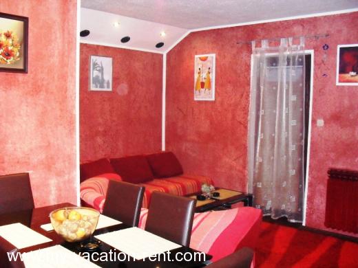 Apartments Mirna Croatia - Dalmatia - Split - Podstrana - apartment #424 Picture 1