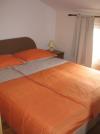 Apartment with two bedrooms Kroatien - Dalmatien - Zadar - Rtina, Miocici - gästezimmer #4703 Bild 5