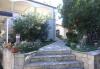 Apartments Matija - 30 m from sea: Croatia - Dalmatia - Island Murter - Jezera - apartment #5039 Picture 11