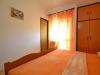 A2(7) Croatia - Dalmatia - Zadar - Starigrad-Paklenica - apartment #5198 Picture 11