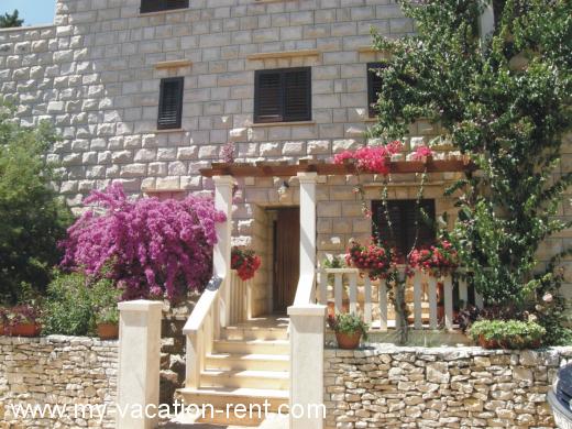 Apartment Sutivan Island Brac Dalmatia Croatia #5363