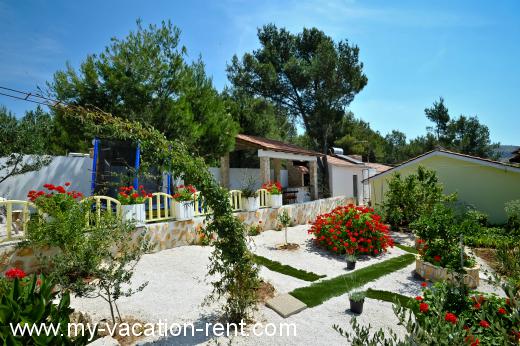 Villa Charmy house with pool Croatia - Dalmatia - Island Brac - Milna - villa #5364 Picture 2
