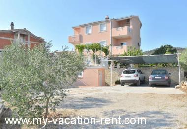 Apartment Vinisce Trogir Dalmatia Croatia #5863