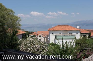 Appartement Supetar Île de Brac La Dalmatie Croatie #5902