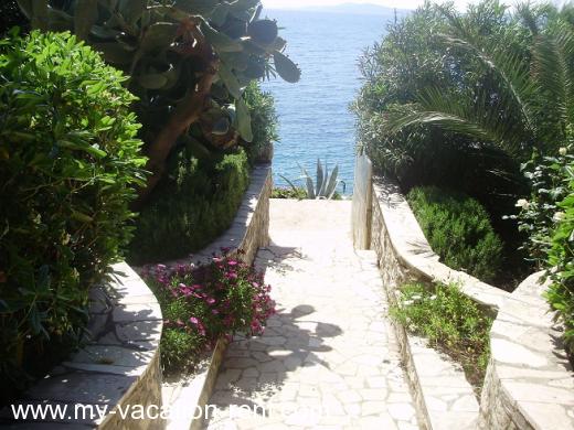 Ferienwohnungen VILLA KARMELA Kroatien - Dalmatien - Trogir - OKRUG GORNJI - ferienwohnung #609 Bild 7