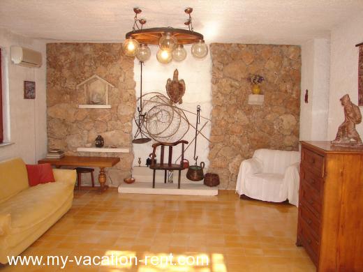 Apartments Cempres Croatia - Dalmatia - Split - Omis, Stanici - apartment #631 Picture 8