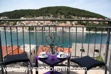 Apartment Pucisca Island Brac Dalmatia Croatia #6367