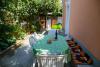 Maison de vacances Mirjana - beautiful garden with barbecue: Croatie - La Dalmatie - Trogir - Trogir - maison de vacances #6388 Image 15