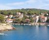 Apartments Makaj - 80 m from the beach :  Croatia - Dalmatia - Hvar Island - Cove Basina (Jelsa) - apartment #6497 Picture 9