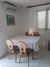 A1(4) Croatia - Dalmatia - Hvar Island - Cove Basina (Jelsa) - apartment #6497 Picture 8