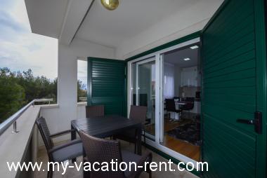 Apartment Supetar Island Brac Dalmatia Croatia #6523