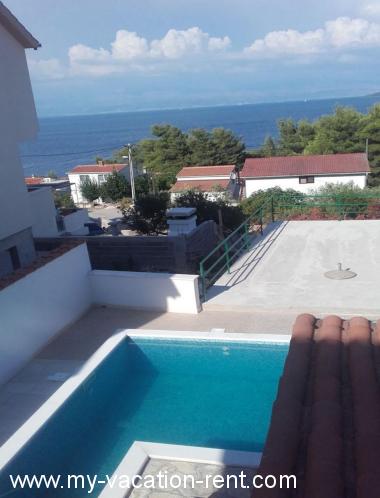 Apartments Rina - with pool : Croatia - Dalmatia - Island Solta - Stomorska - apartment #6659 Picture 8