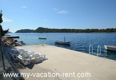 Apartments Zak - 30m from beach; Croatia - Dalmatia - Korcula Island - Cove Karbuni (Blato) - apartment #6662 Picture 10