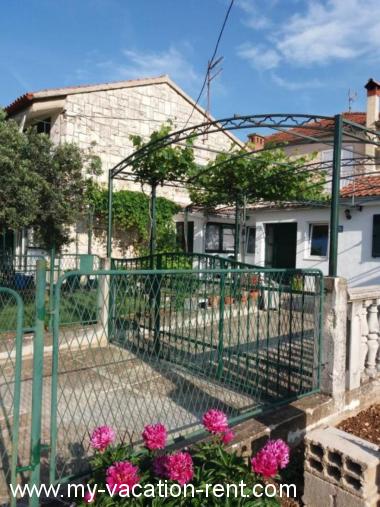 Ferienhäuse Seget Donji Trogir Dalmatien Kroatien #6730