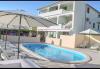Appartementen Nenad - with pool; Kroatië - Dalmatië - Zadar - Vrsi - appartement #6828 Afbeelding 14