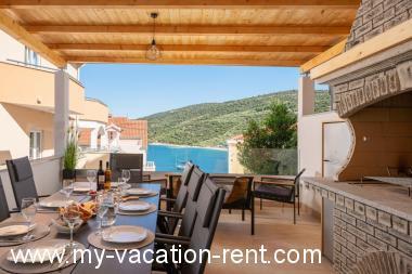 Apartments Lux 1 - with pool: Croatia - Dalmatia - Trogir - Marina - apartment #7105 Picture 9