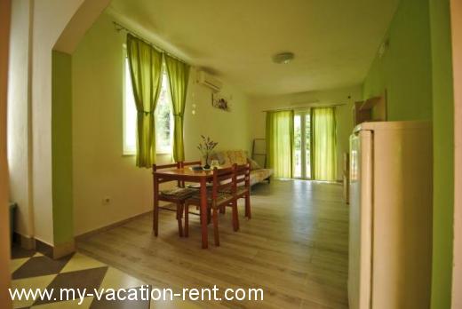 Apartments TKON- 10 m od mora Croatia - Dalmatia - Island Pasman - Tkon - apartment #717 Picture 12