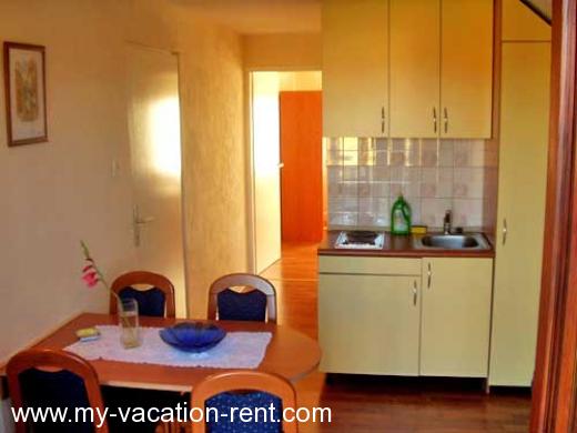 Apartments TONI Croatia - Dalmatia - Sibenik - Srima - apartment #723 Picture 3