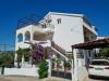 Appartementen Lilac - 100m from pebble beach : Kroatië - Dalmatië - Eiland Ciovo - Arbanija - appartement #7271 Afbeelding 9