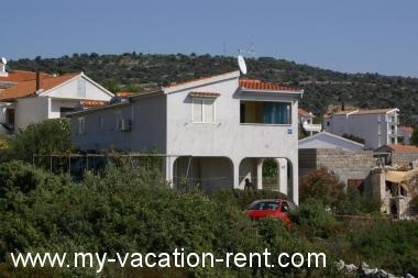 Apartments Barry - sea view and free parking : Croatia - Dalmatia - Trogir - Sevid - apartment #7290 Picture 2