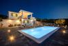 Vakantiehuis Margita - luxury with private pool: Kroatië - Dalmatië - Eiland Brac - Splitska - vakantiehuis #7448 Afbeelding 18