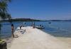 Apartments Mat - 100 m from sea: Croatia - Dalmatia - Sibenik - Srima - apartment #7457 Picture 4