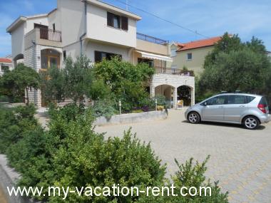 Appartement Srima Sibenik Dalmatië Kroatië #7528