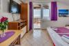 A4(2+2) Croatia - Dalmatia - Zadar - Pakostane - apartment #7560 Picture 9