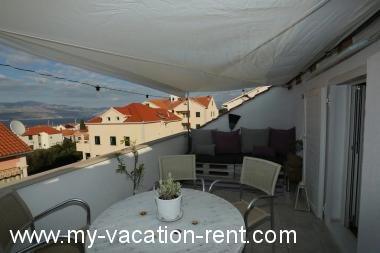 Apartment Supetar Island Brac Dalmatia Croatia #7694