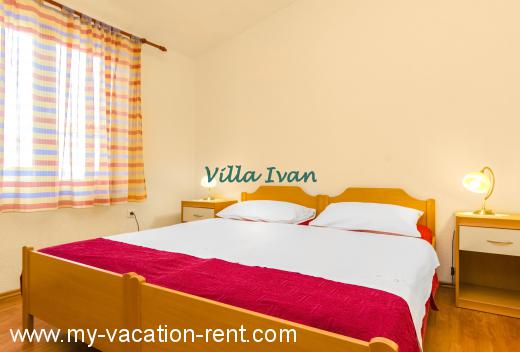 Apartments IVAN Croatia - Dalmatia - Sibenik - Rogoznica - apartment #832 Picture 7