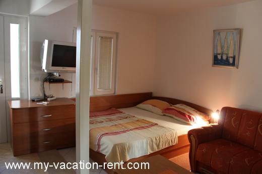 Apartment 3 Croatia - Dalmatia - Dubrovnik - Opuzen - apartment #841 Picture 1