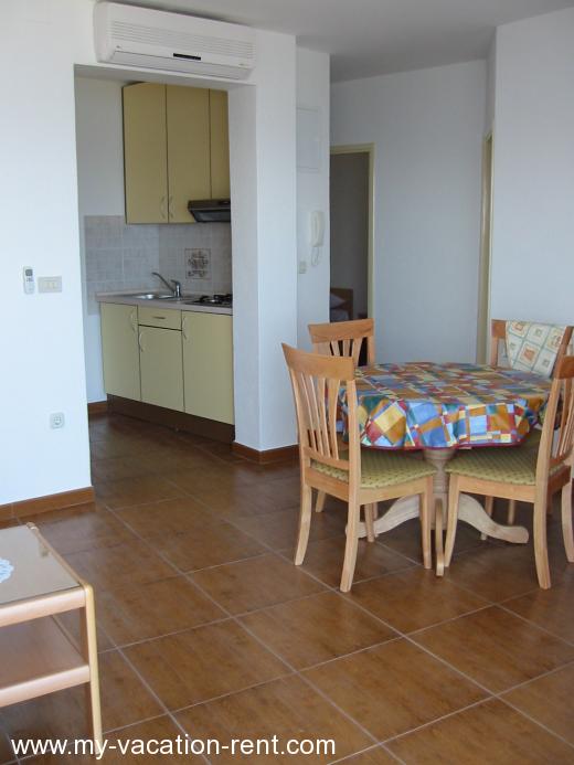 Apartments IVAN Croatia - Dalmatia - Makarska - Podgora - apartment #853 Picture 3