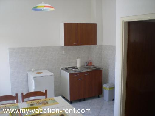 Apartments Grgin Croatia - Dalmatia - Split - Kastel Novi - apartment #908 Picture 2