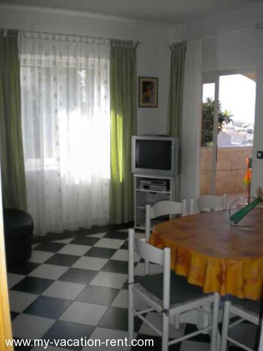 Apartments Ivan Croatia - Dalmatia - Dubrovnik - Bacinska Jezera - apartment #935 Picture 2