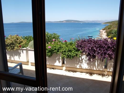 Ferienwohnungen Villa Peggy Kroatien - Dalmatien - Insel Solta - Maslinica - ferienwohnung #956 Bild 3