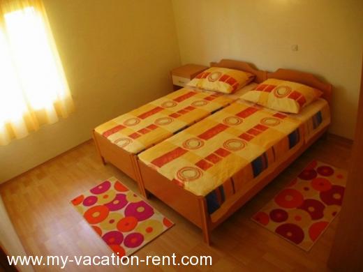 Apartments Mario Croatia - Dalmatia - Trogir - Okrug Gornji - apartment #963 Picture 9